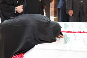 مراسم رونمایی از یادمان شهدای گمنام